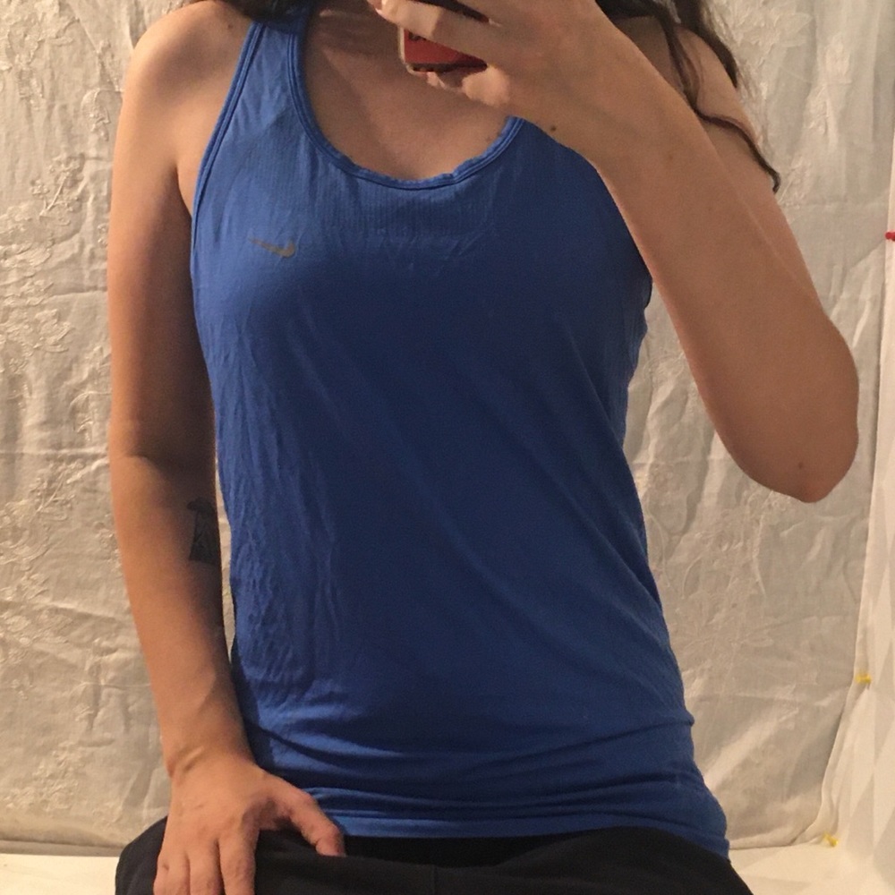 Nike tank